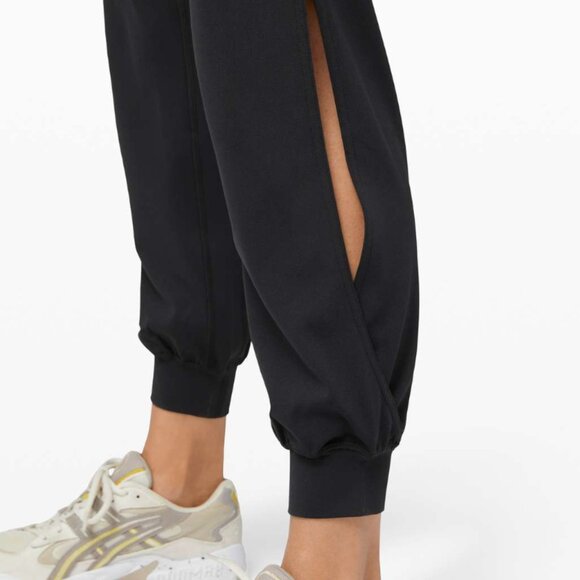 Lululemon Align Jogger 28" *Vent Black - Picture 4 of 7